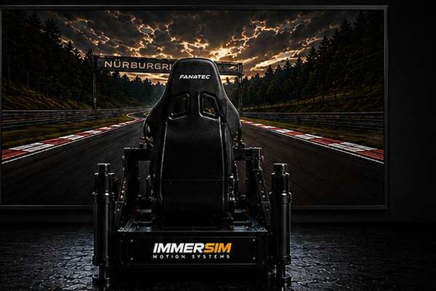 Immersion Projection · 145-inch projection